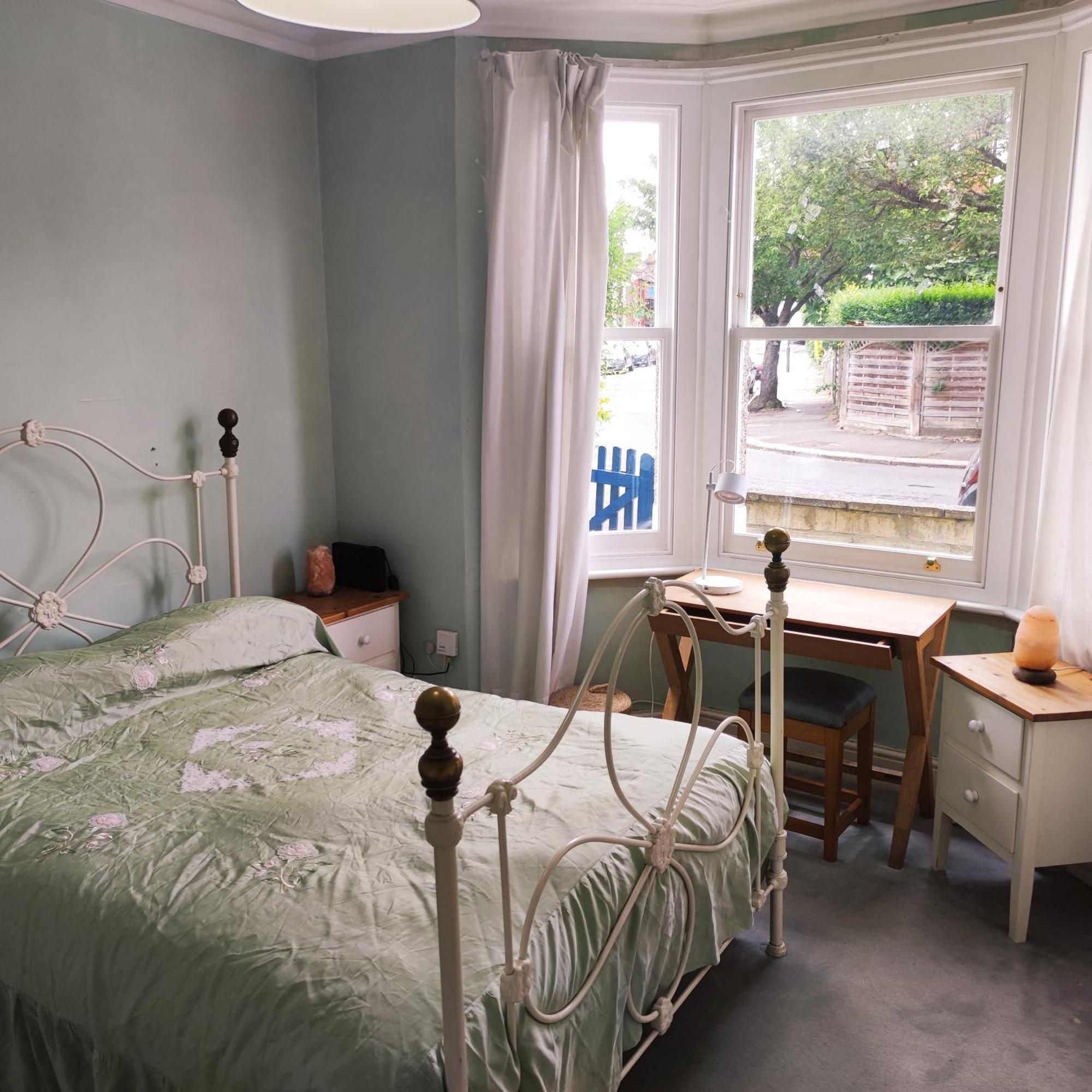 Cosy London Double Room Near Wimbledon ภายนอก รูปภาพ
